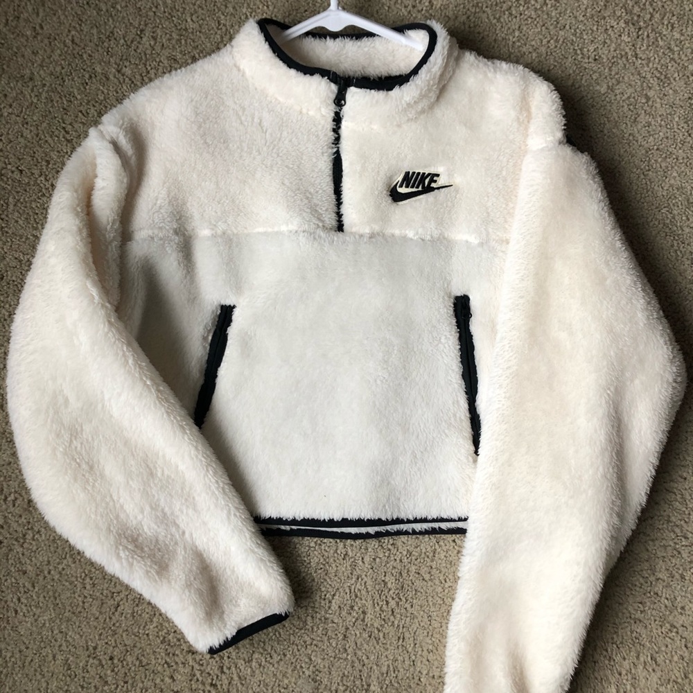 Nike cropped Sherpa